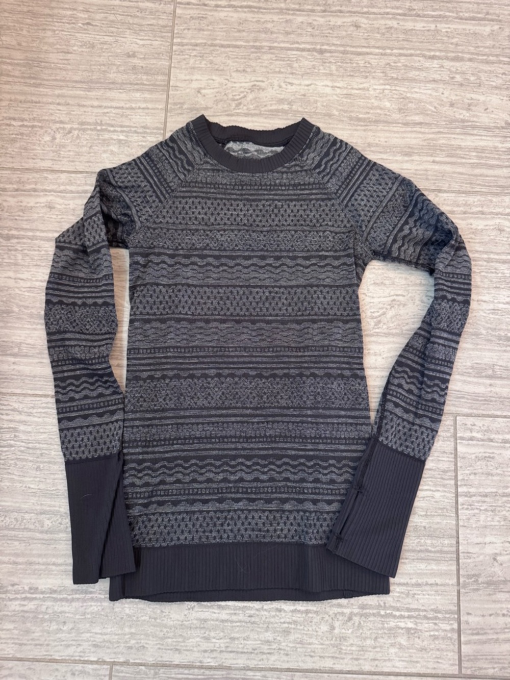 🖤Lululemon Textured Crew Neck Pullover | Thumbhole Sleeves | 🖤